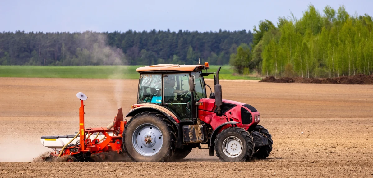 Rządzący nie planują na razie dodatkowego wsparcia dla rolników w związku z wysokimi cenami paliw. Poinformował o tym minister rolnictwa Stefan Krajewski, pytany przez dziennikarza RMF FM.