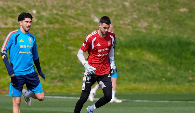 Polska gra ze Szwecją, a tu wieści z Barcelony. Głośno o rywalu Szczęsnego