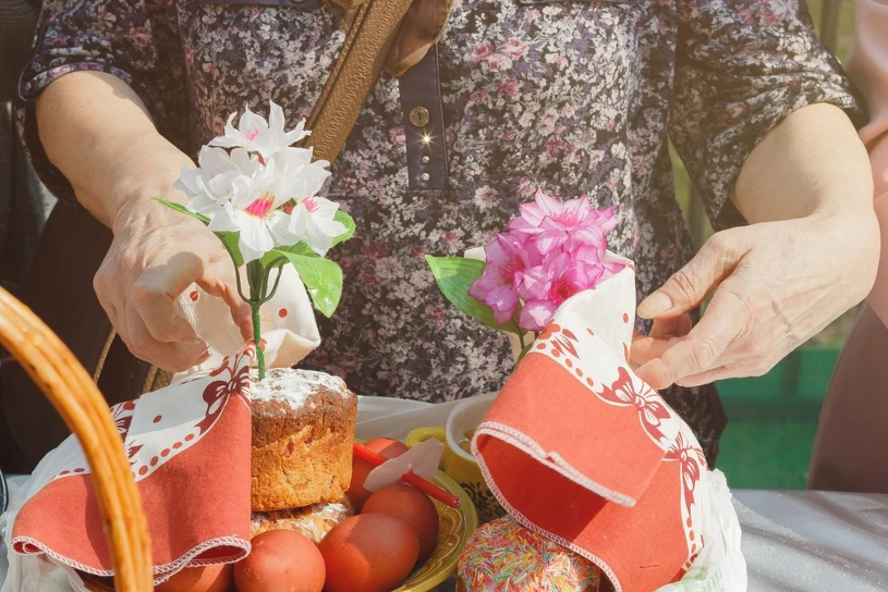 Resztki ze święconki mogą sprawić kłopot. Przeczytaj, zanim trafią do kosza