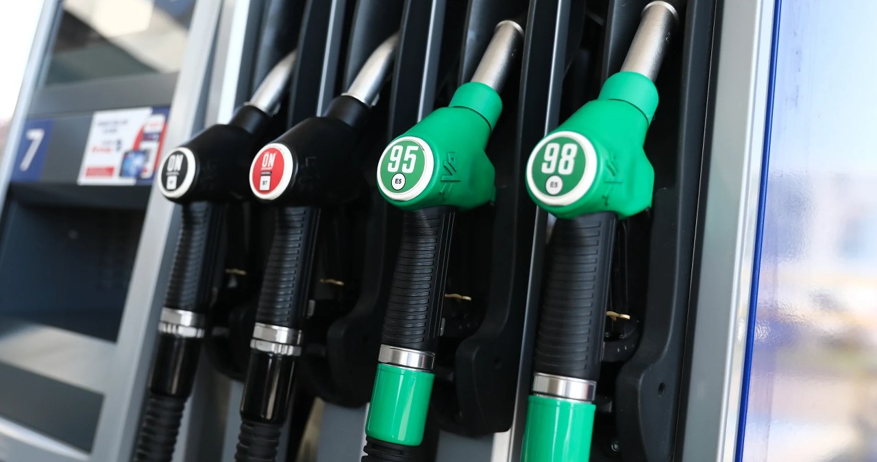 Czy warto tankować benzynę 98 zamiast 95? Jaka jest faktyczna różnica?