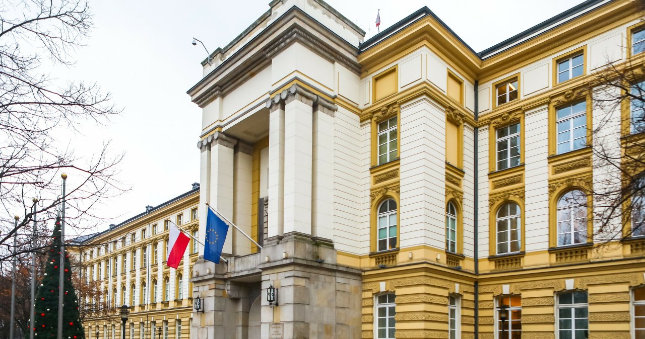 W Kancelarii Premiera szykują się podwyżki. Będą nowe stawki