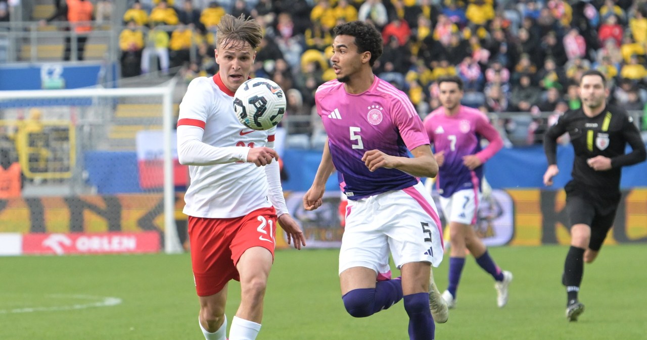 Szalony mecz Polaków z Niemcami. Bramkarz Wieczystej błysnął. Gol w 90. minucie