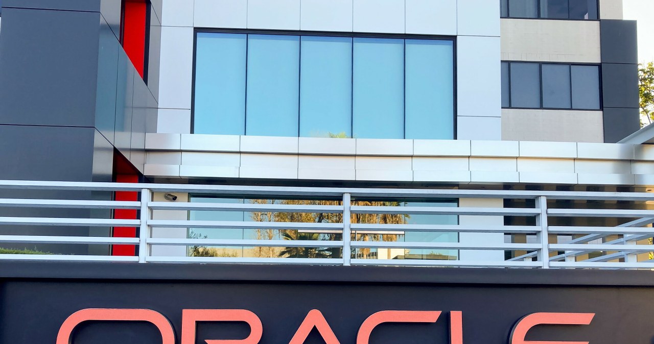 Technologiczny gigant zwalania przez e-maile. Tysiące osób straci pracę