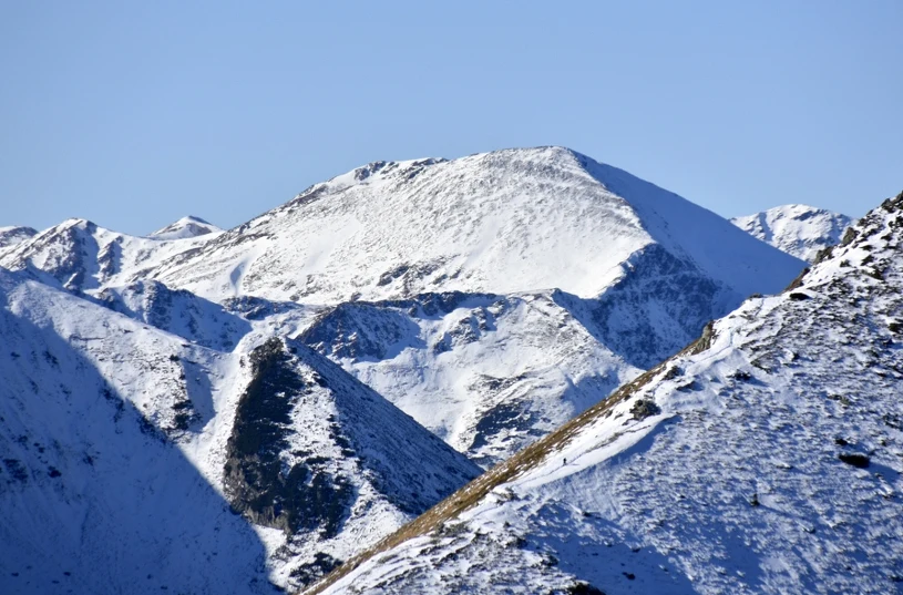 Cios dla tysięcy polskich turystów. Opłacili pobyt i muszą zrezygnować