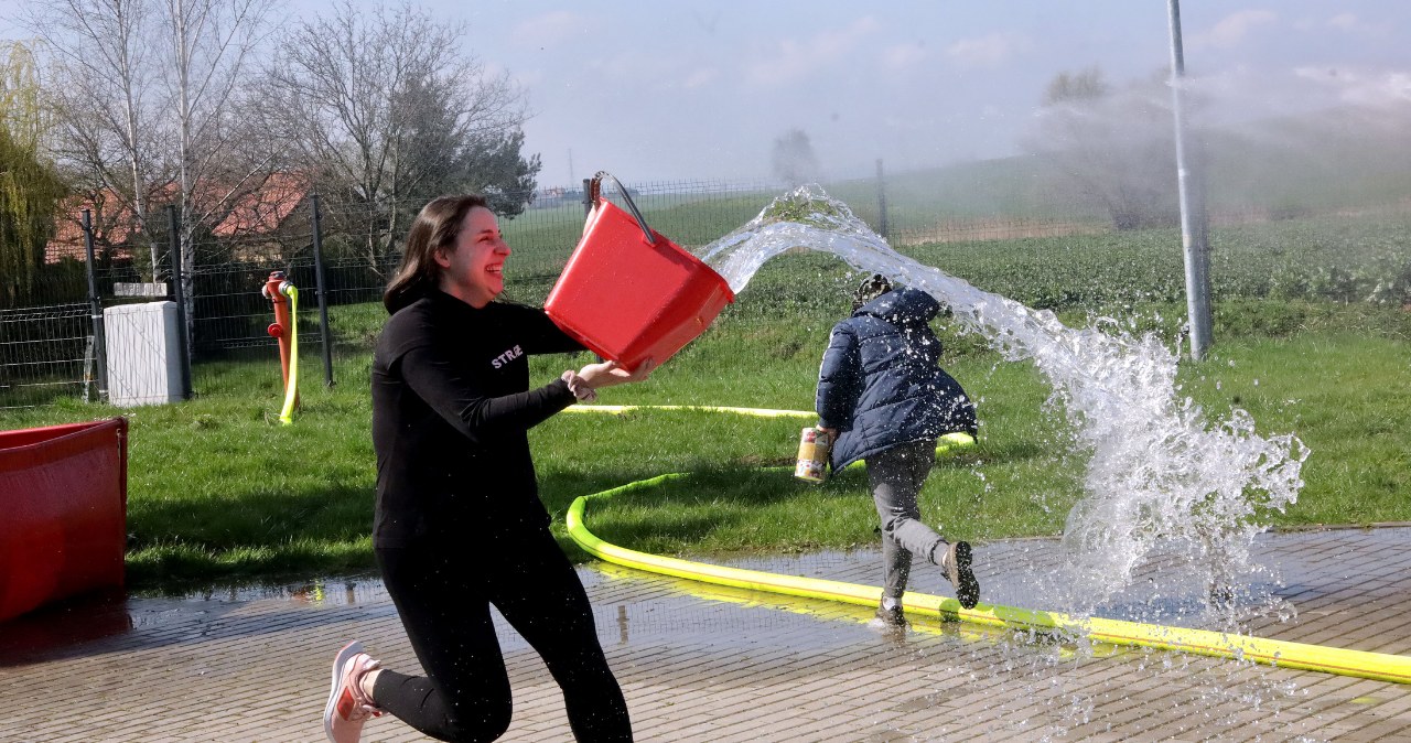 Ten zwyczaj przyciąga szczęście. Pamiętaj o nim w Poniedziałek Wielkanocny