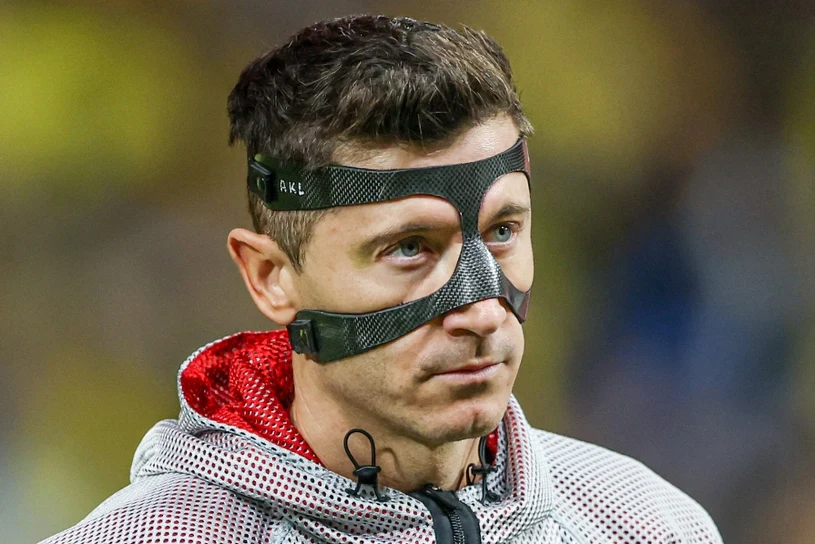 Lewandowski zabawił się z kibicami. Nagła zmiana narracji. Wyciekły kulisy