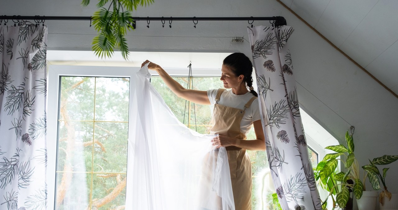 Ostatni moment, by wybielić firanki przed Wielkanocą. Będą lśniły, jak śnieg