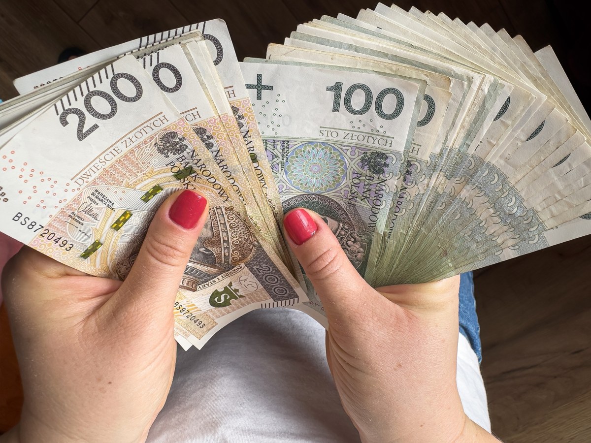 Nowe tablice emerytalne od 1 kwietnia 2026 r. Dłuższe życie Polaków oznacza niższe świadczenia?