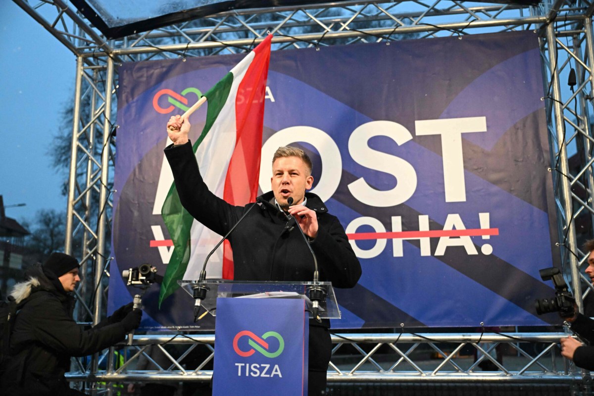 ​Opozycja powiększa przewagę nad Orbanem. Wielu Węgrów wciąż się waha