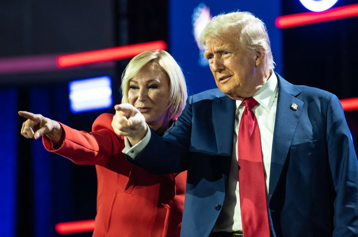 Paula White-Cain, wieloletnia doradczyni duchowa Donalda Trumpa, znalazła się w ogniu krytyki po swoich kontrowersyjnych wypowiedziach podczas wielkanocnego wydarzenia w Białym Domu. Porównanie prezydenta Stanów Zjednoczonych do Jezusa Chrystusa wywołało natychmiastową reakcję duchownych i internautów, którzy oskarżają pastorkę o bluźnierstwo.