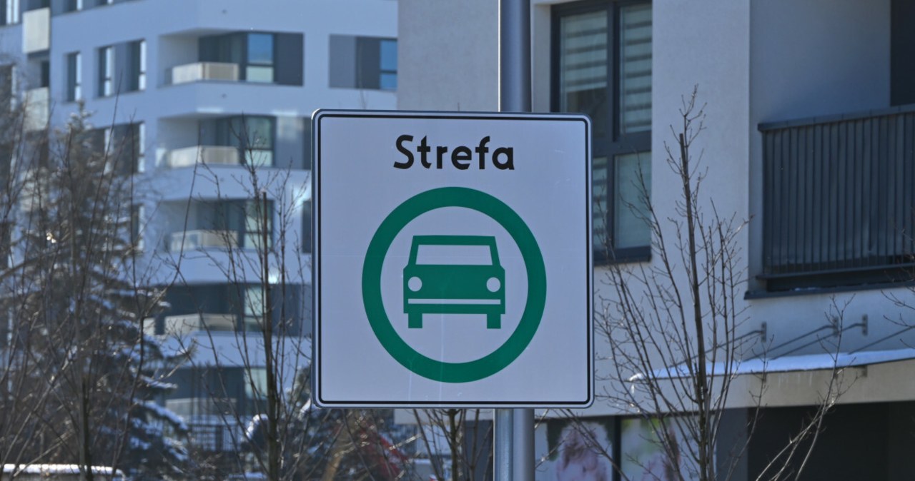 Młodzi kontra Strefa Czystego Transportu. Chcą płacić o połowę mniej