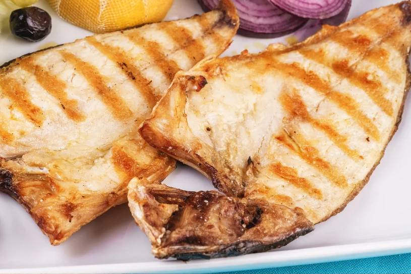 Delikatna jak pstrąg, zdrowa jak makrela. To postawa diety śródziemnomorskiej