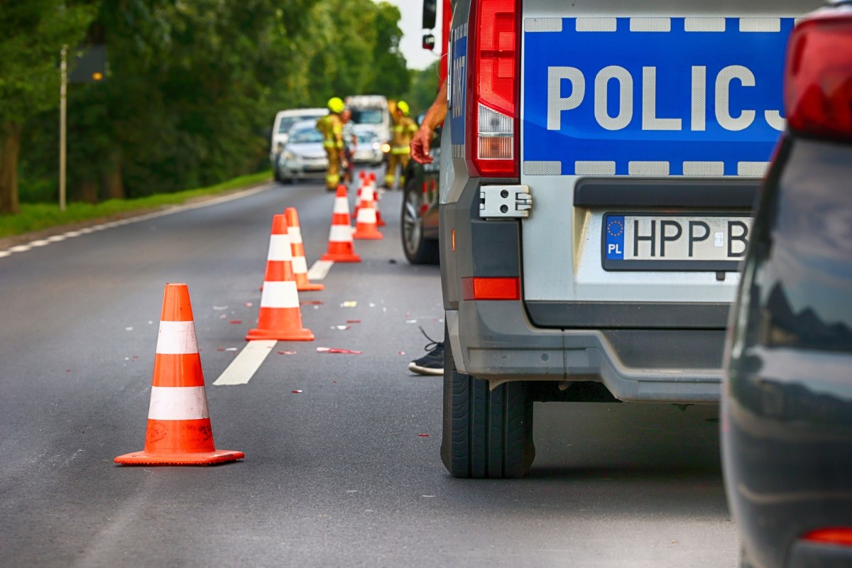 Bus uderzył w busa na S17. Jedna osoba zginęła na miejscu