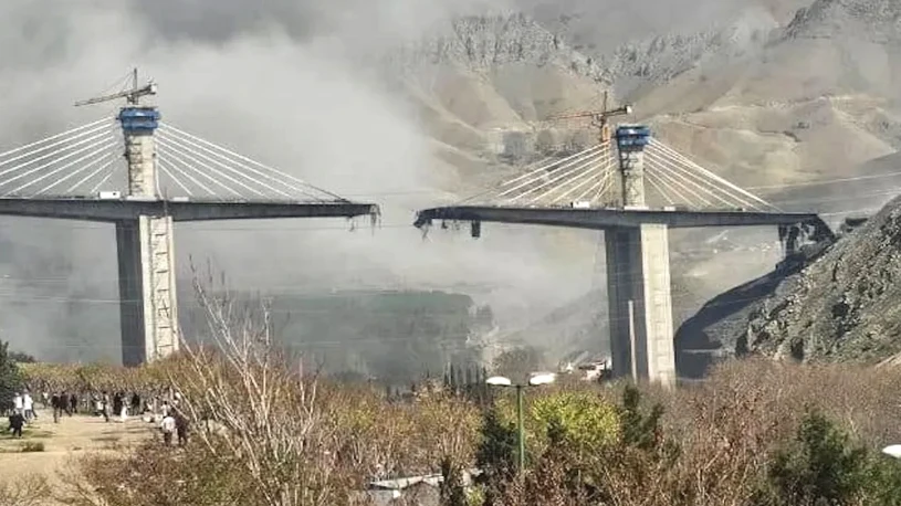 Runął najwyższy most na Bliskim Wschodzie po ataku USA