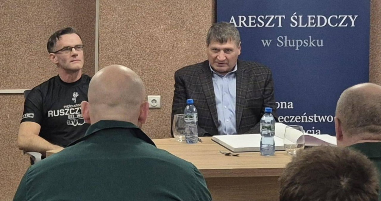 Andrzej Gołota za murami słupskiego aresztu. "Lekcja dla osadzonych"