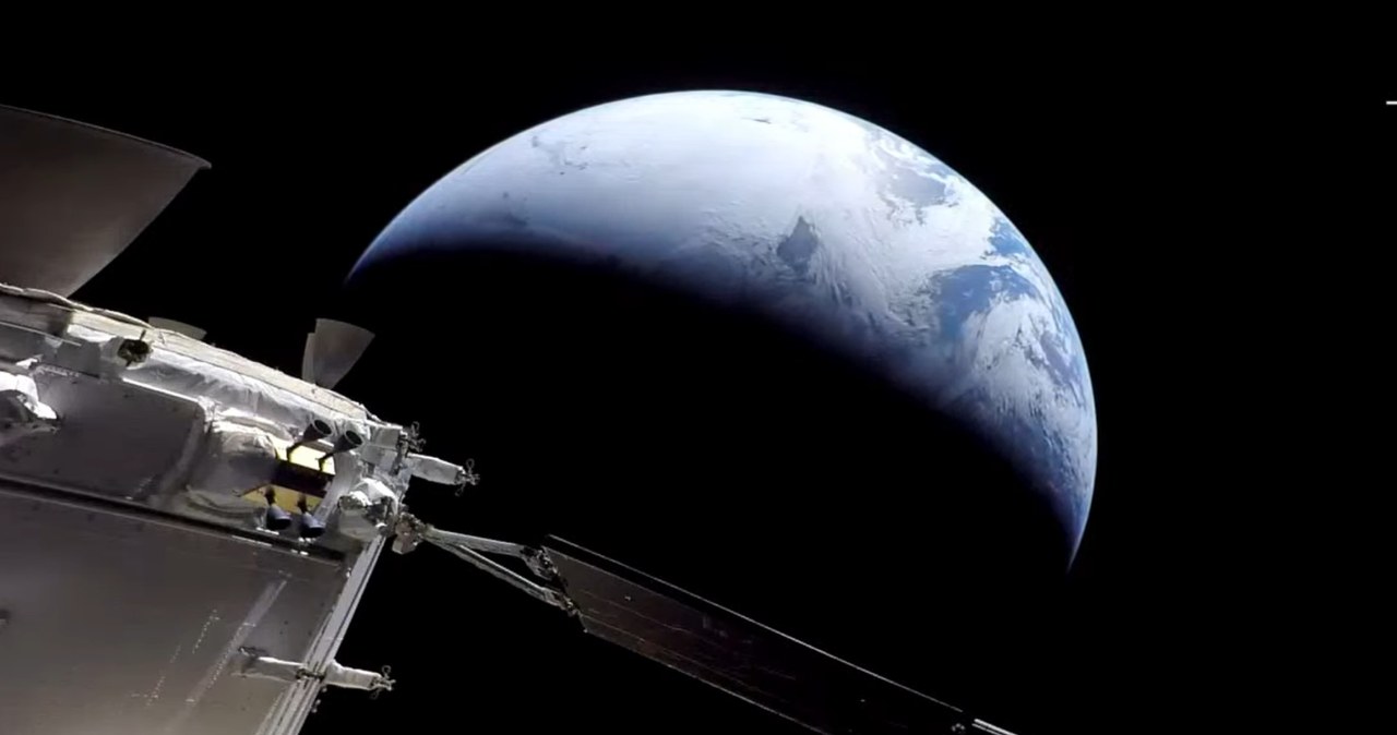 NASA ogłasza sukces. Astronauci rozpoczęli lot w kierunku Księżyca