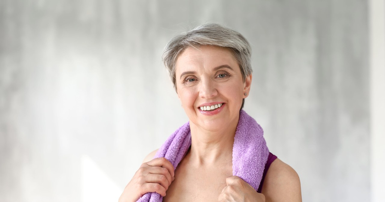 Kobiety po 60. powinny robić ten trening. Ciało odmłodnieje o dekadę