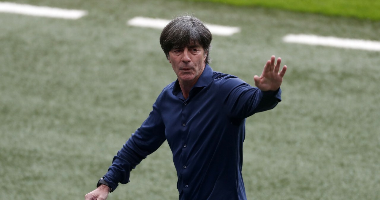 Zwolnienie trenera po meczu Niemiec, Löw wchodzi do gry. Koniec odliczania