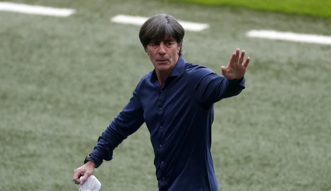 Zwolnienie trenera po meczu Niemiec, Löw wchodzi do gry. Koniec odliczania