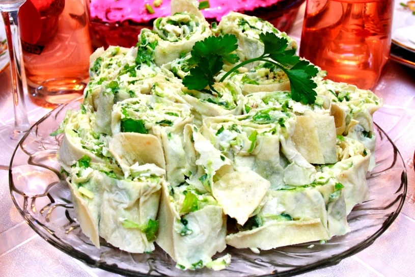 Świeże roladki z tortilli. Nie rozpadną się, są sycące i łatwe do zrobienia