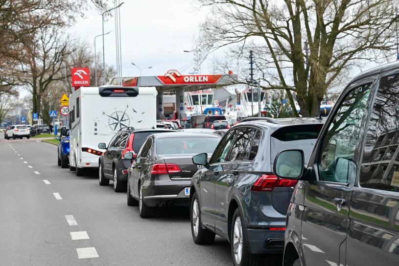 Kierowcy z Niemiec opanowali Świnoujście. "Nie mieszczą się na podjeździe"