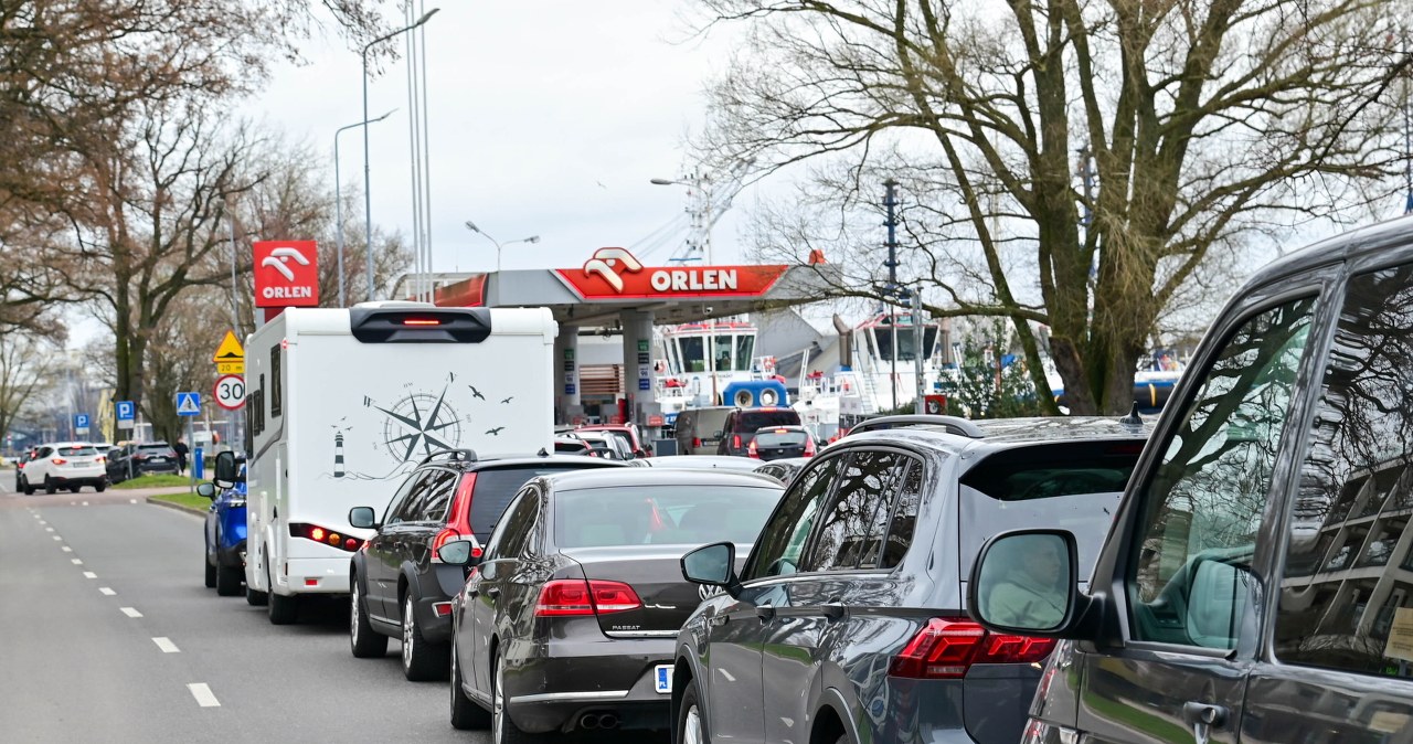 Kierowcy z Niemiec opanowali Świnoujście. "Nie mieszczą się na podjeździe"