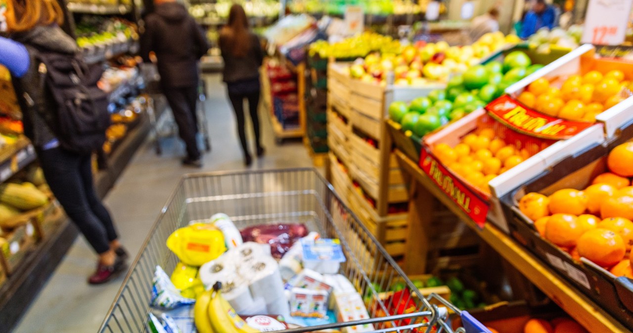 Bakterie w popularnych produktach. GIS apeluje o zachowanie ostrożności