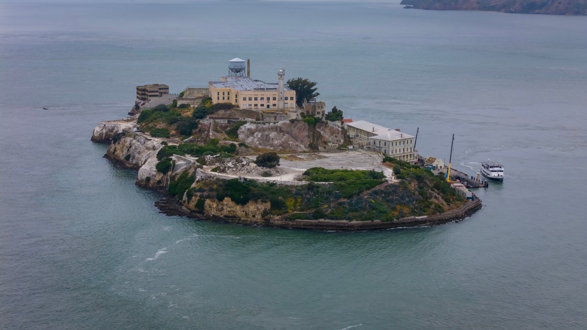 ​Trump chce otworzyć więzienie Alcatraz. Zwrócił się o pieniądze