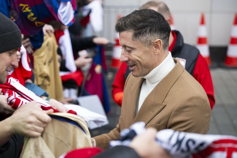 Lewandowski na celowniku. Nagle słowa o szaleństwie. "Powinien to robić"