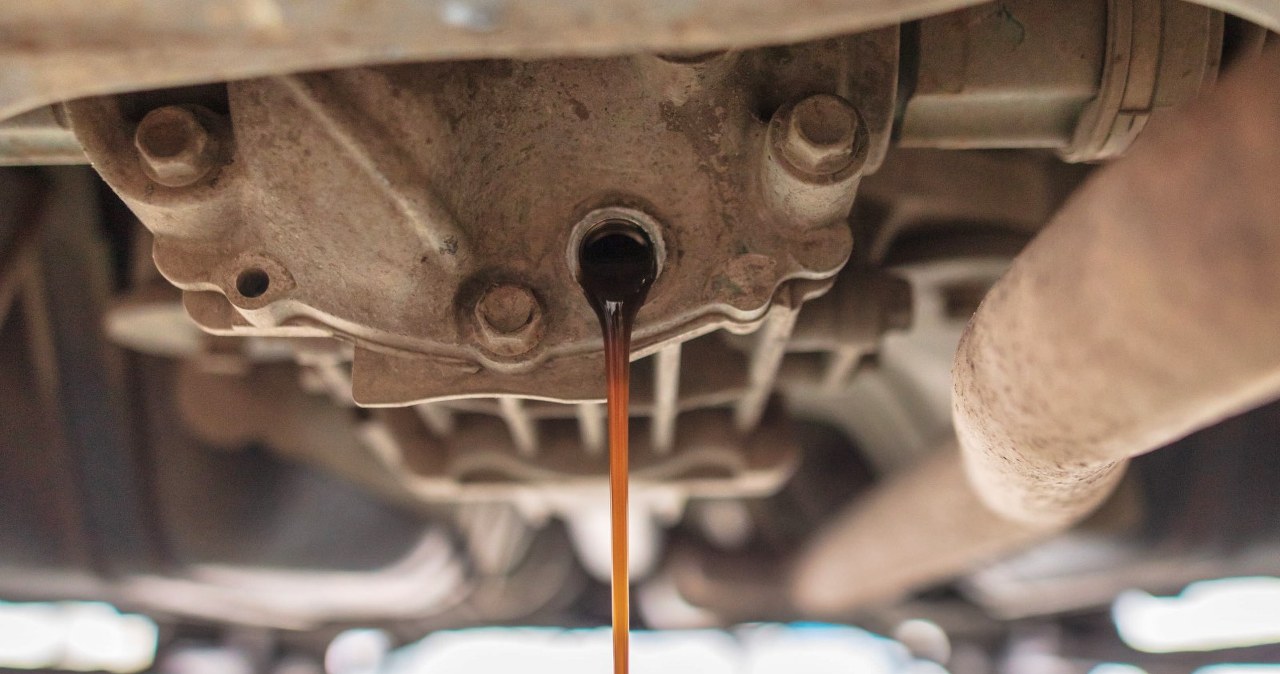 Mechanik miał tylko wymienić olej. Zaniemówił, gdy zobaczył przebieg auta