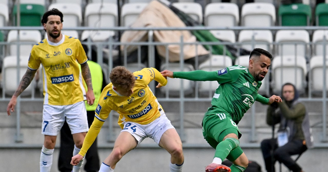 Koszmarny błąd bramkarza Motoru. Radomiak w końcu trafia i ucieka