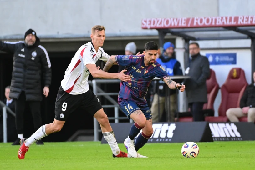 Odmieniona Legia Warszawa. Fatalny błąd bramkarza Pogoni, co zrobił Rajović