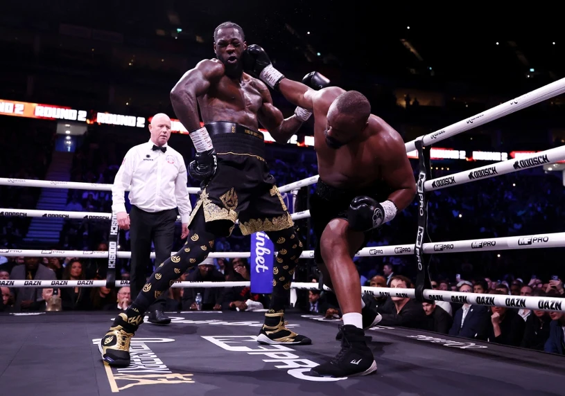 Skandal po walce Wilder - Chisora. Dyskwalifikacja? Polski sędzia w akcji