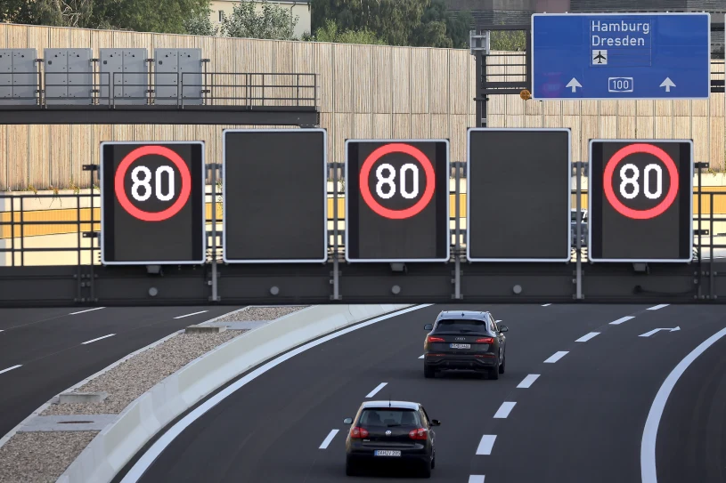 Szybka jazda to już przeszłość. Europa ma plan na oszczędzanie paliwa