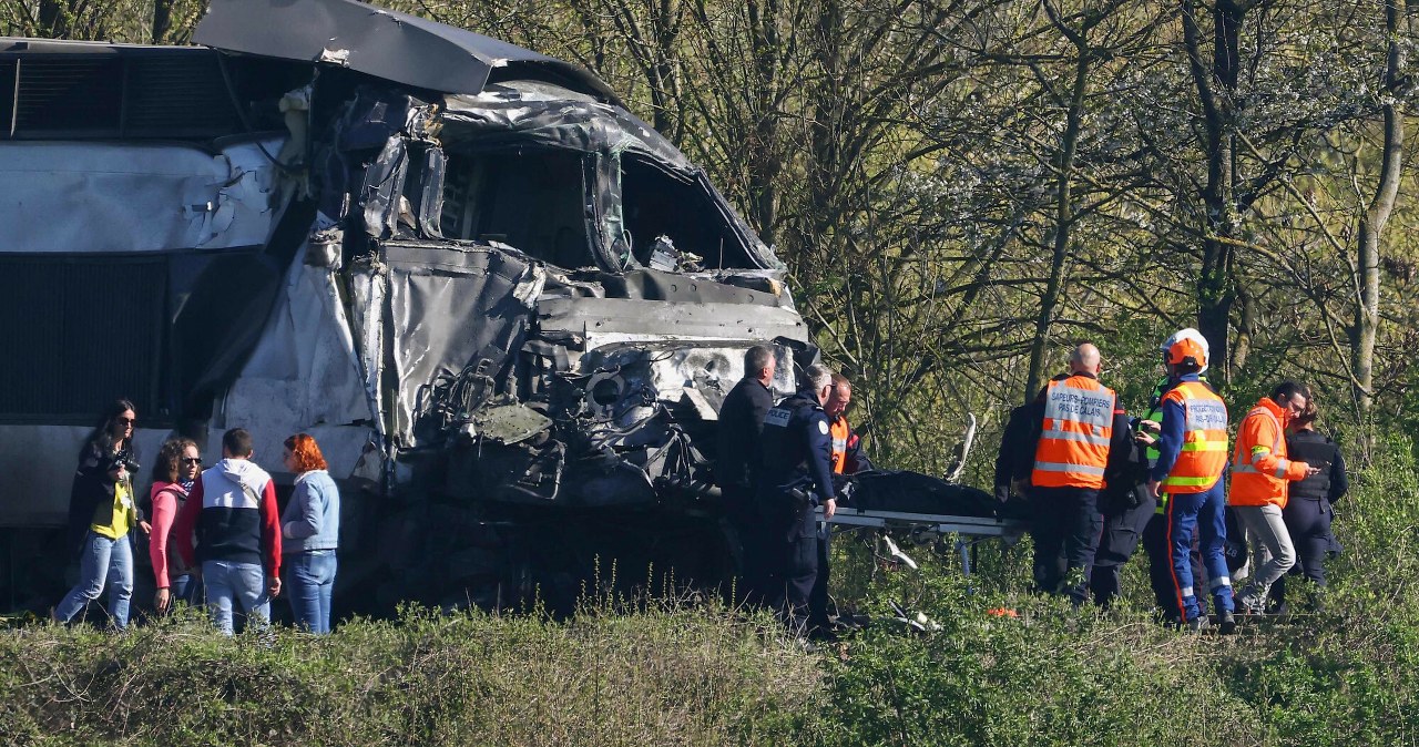 Tragedia na przejeździe kolejowym we Francji. Polak w rękach policji
