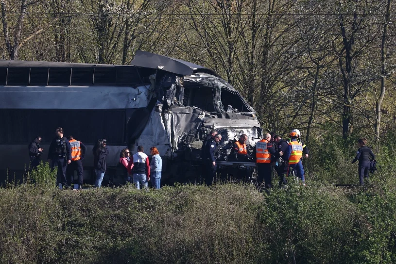Tragedia na przejeździe kolejowym we Francji. Polak w rękach policji