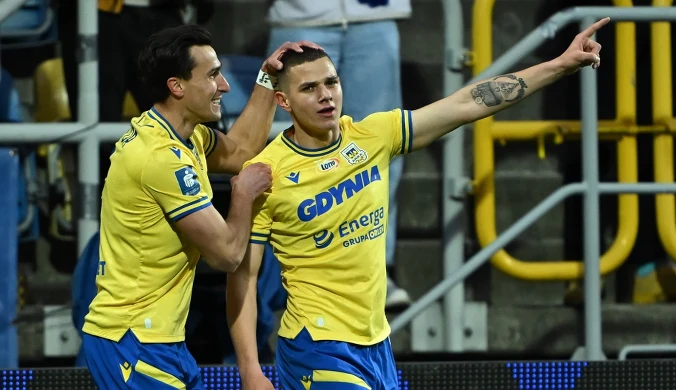 Udany debiut w Gdyni. Zrównali się z Legią. Trwa walka o utrzymanie