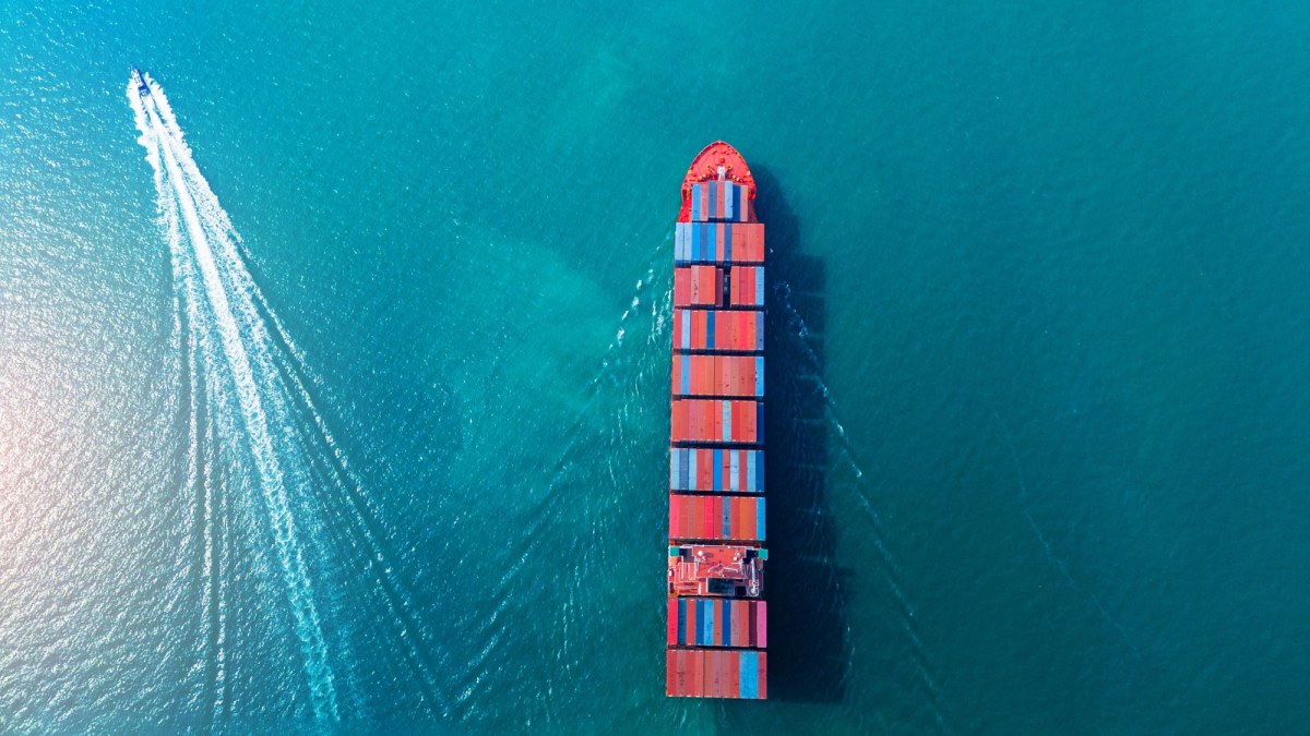 Otwarcie cieśniny Ormuz. Pierwsze statki już przepłynęły