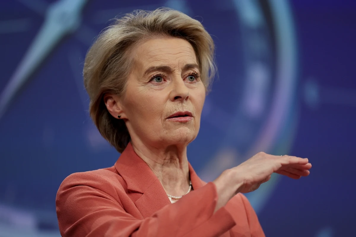 Komisja Europejska wysyła listy do Polski i Hiszpanii informując, że obniżenie stawki VAT na paliwa jest niezgodne  z unijnym prawem - poinformowała rzeczniczka KE Louise Bogey.