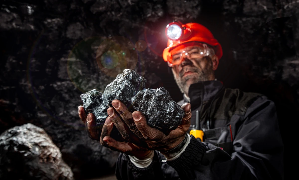Gorąca atmosfera w śląskich kopalniach. W Polskiej Grupie Górniczej związki zawodowe ogłosiły w środę pogotowie strajkowe. List w tej sprawie skierowano do premiera i ministra energii.