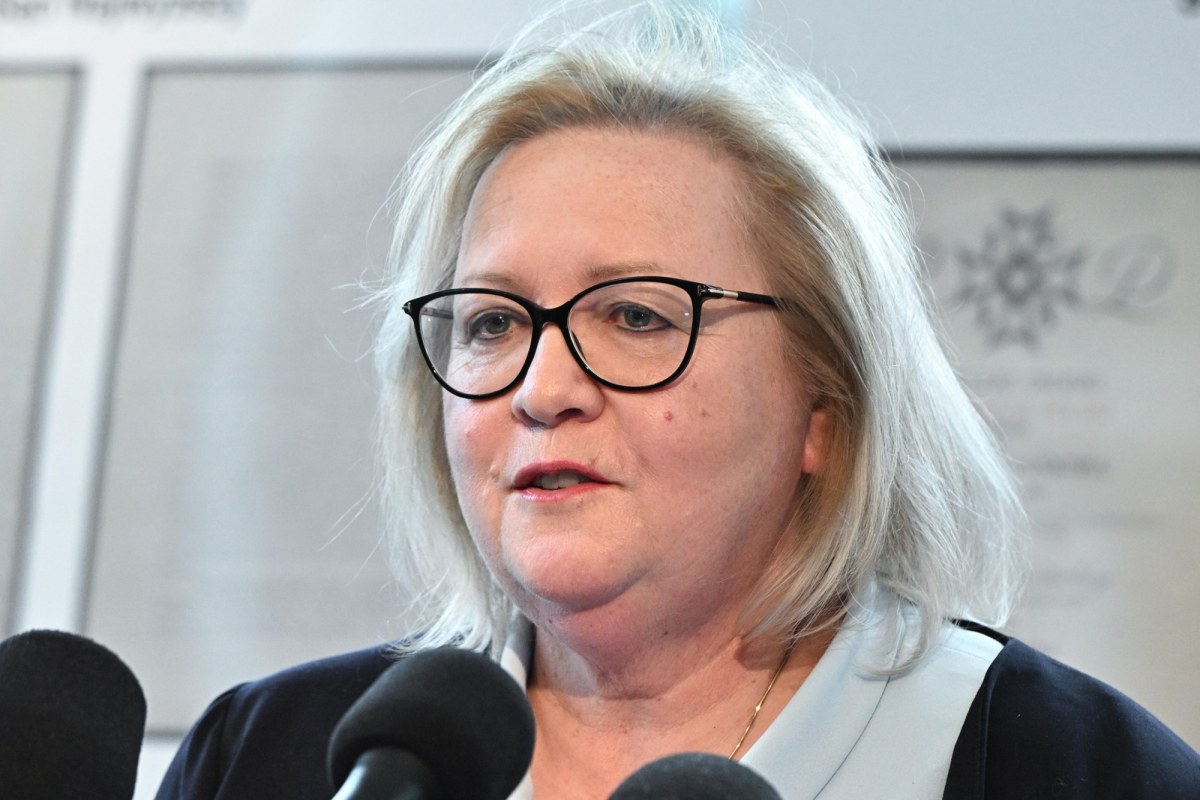 Государственный трибунал назначил наказание своему президенту