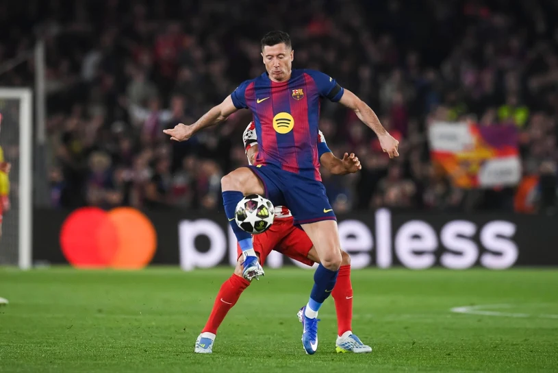 Tak Flick potraktował Lewandowskiego. I to po tylu latach. Już drugi raz