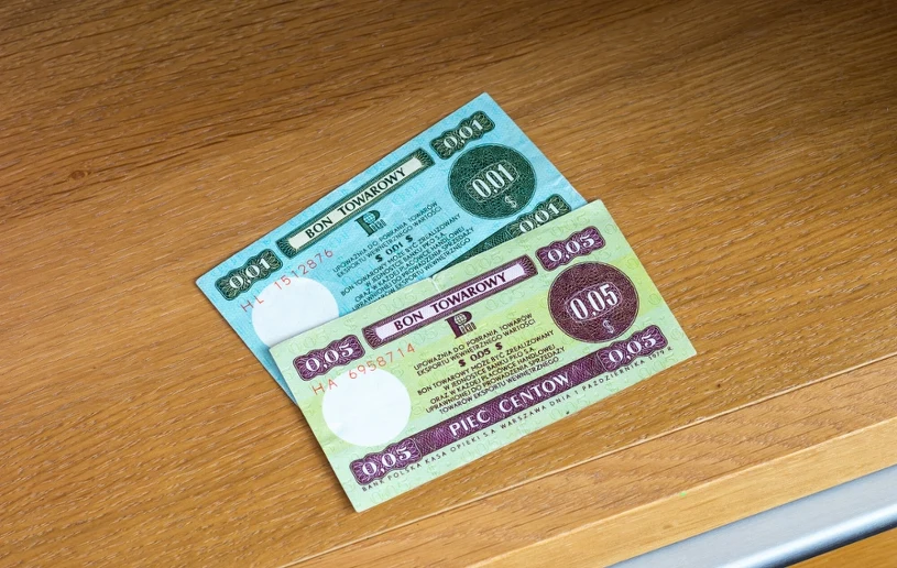 Były symbolem bogactwa w PRL. Na aukcjach płacą za nie krocie