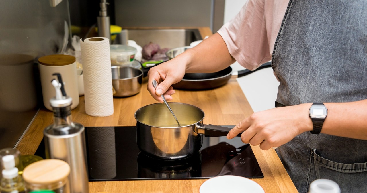 Ostrzeżenie GIS. Migracja pierwszorzędowych amin z łyżki kuchennej Ostrzeżenie GIS. Migracja pierwszorzędowych amin z łyżki kuchennej