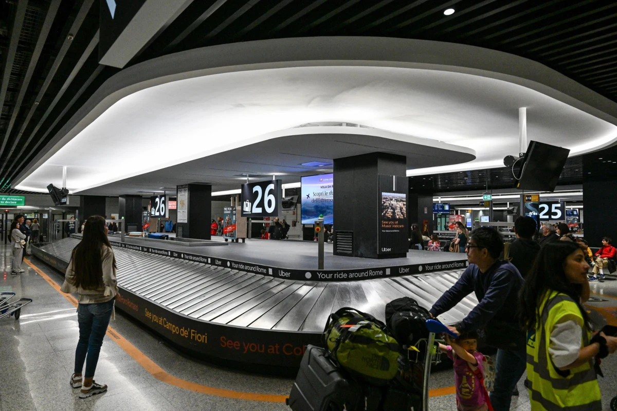 ​W piątek, 10 kwietnia, we Włoszech odbędzie się ogólnokrajowy strajk pracowników sektora transportu lotniczego. Protest obejmie głównie personel odpowiedzialny za kontrolę ruchu lotniczego oraz obsługę techniczną lotnisk. Podróżni muszą liczyć się z poważnymi utrudnieniami, opóźnieniami i odwołanymi lotami, zwłaszcza w największych włoskich portach.