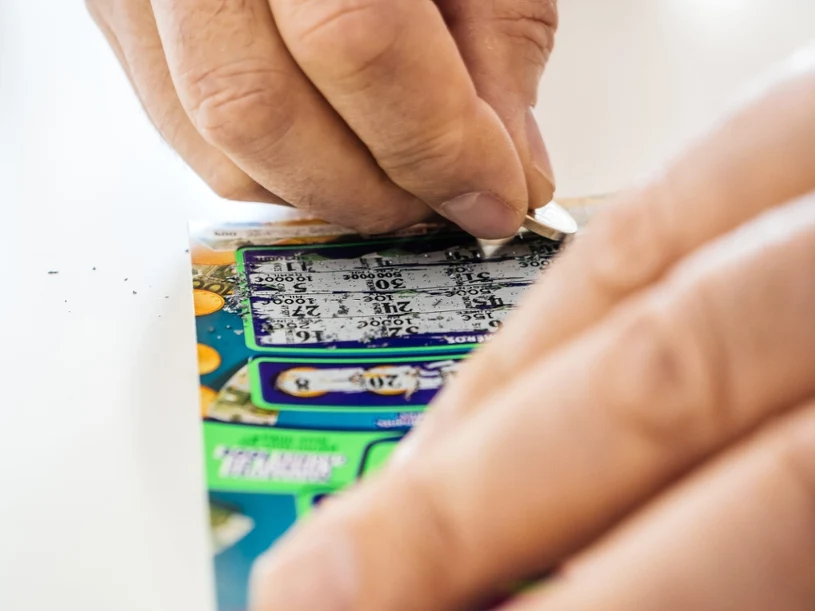 Uciekła od narzeczonego po wygraniu pół miliona. Zaskakujący finał sprawy