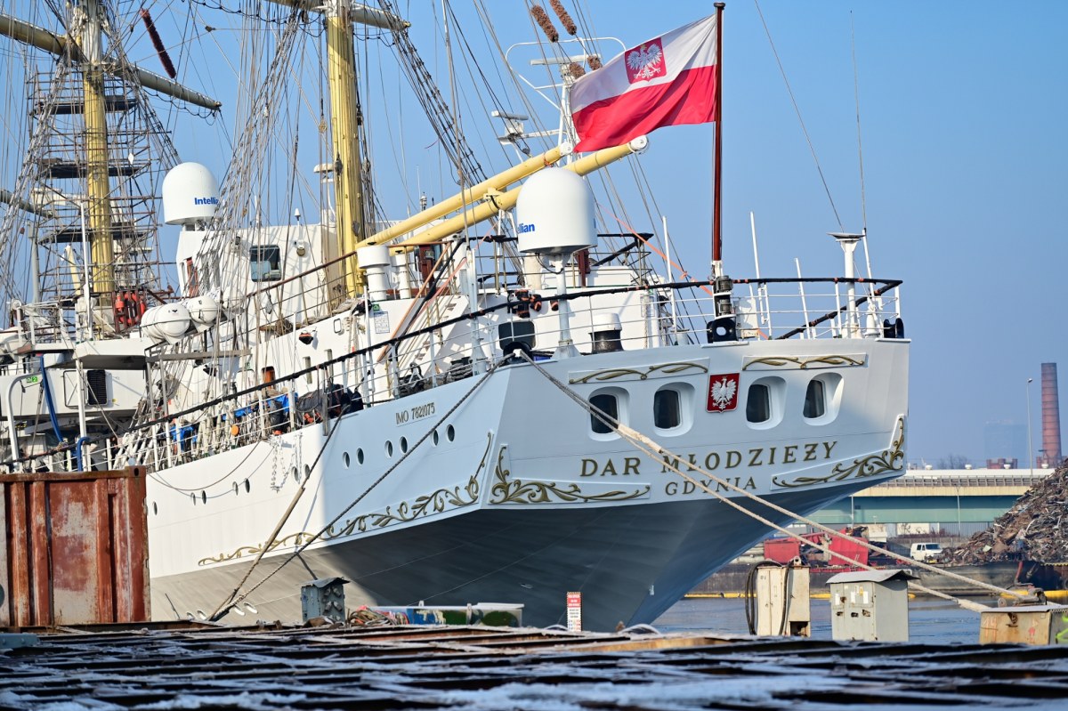 Historyczny rejs "Daru Młodzieży". Możliwe, iż ostatni taki