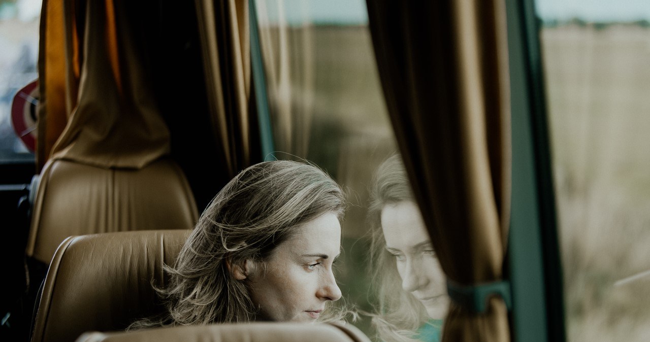 O tym debiucie jest bardzo głośno. Jej ojca i męża znają w Polsce wszyscy