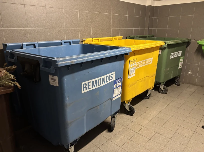 Nie wrzucaj tego papieru do niebieskiego śmietnika. Kara jest wysoka