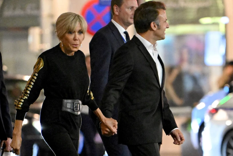 Spacerował nocą po Rzymie. Macron ruszył na pomoc starszemu mężczyźnie